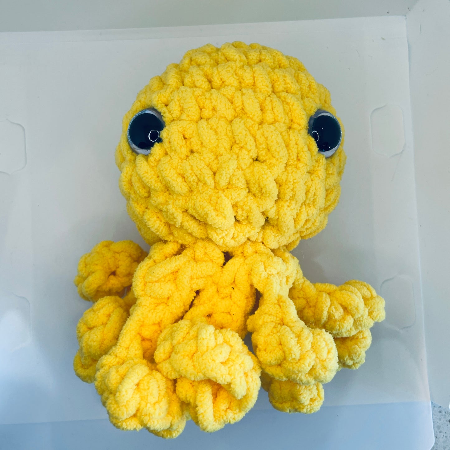 Ollie Octo - Bright Yellow