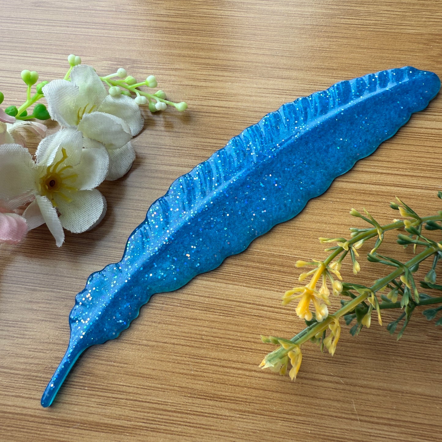 Bookmark: Resin Feather Bookmark (FBKM01)