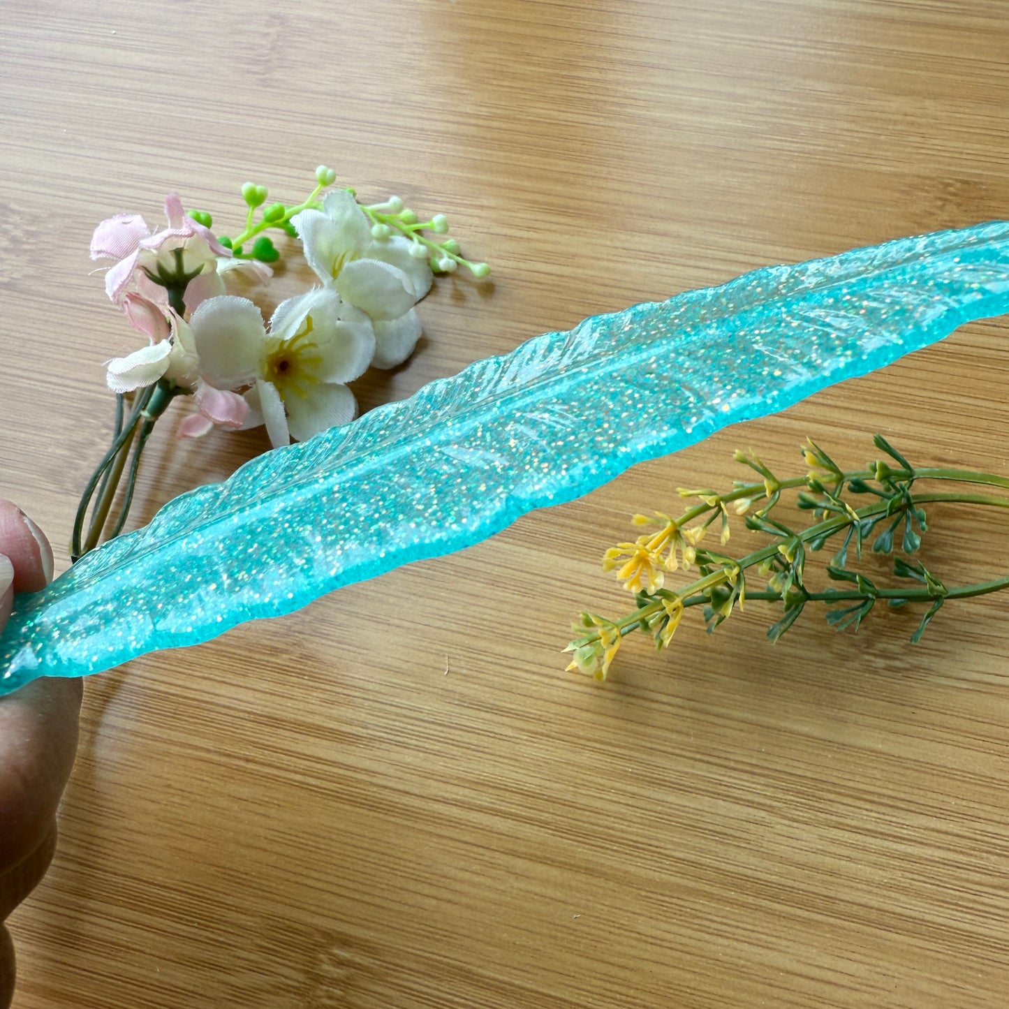 Bookmark: Resin Feather Bookmark (FBKM02)