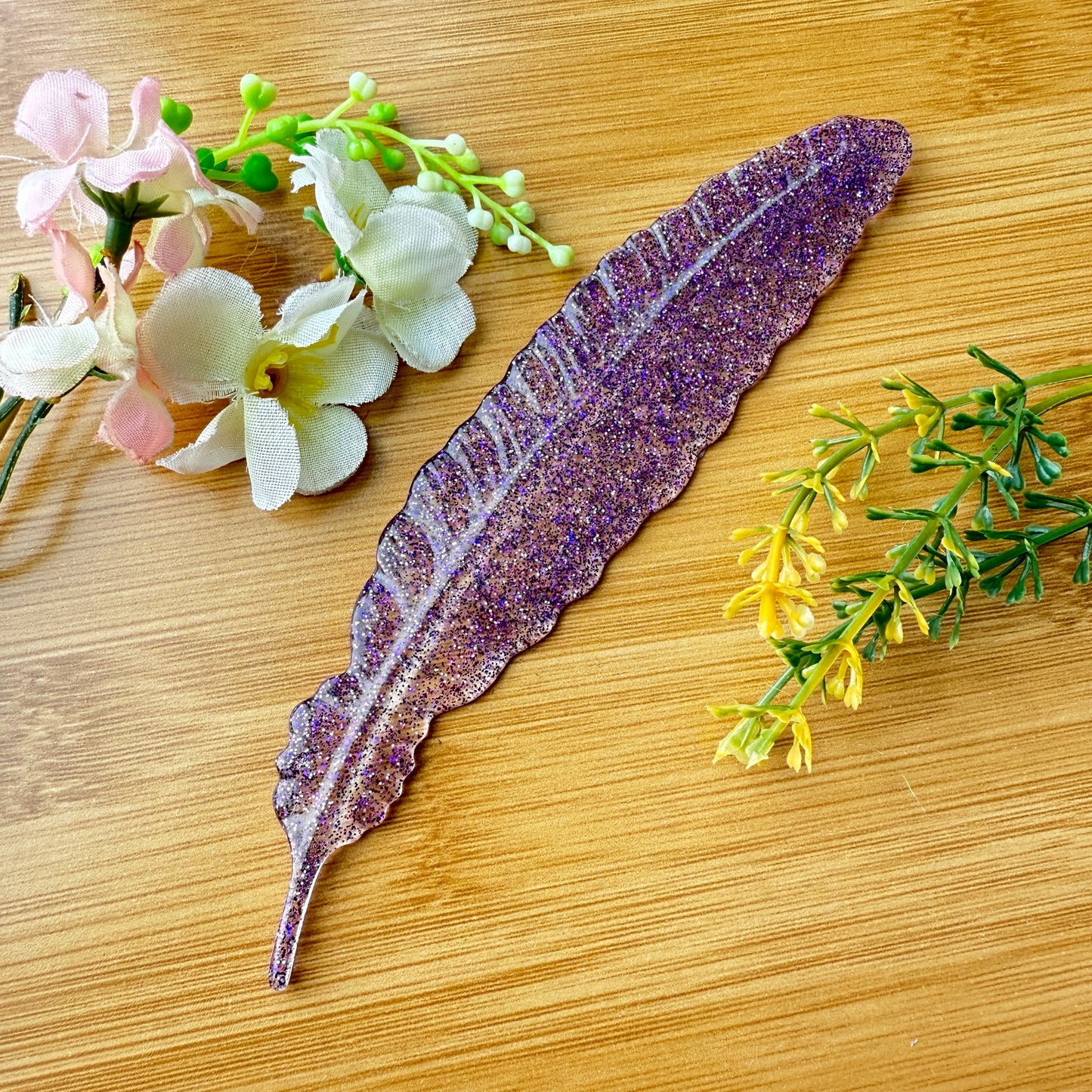 Bookmark: Resin Feather Bookmark (FBKM13)