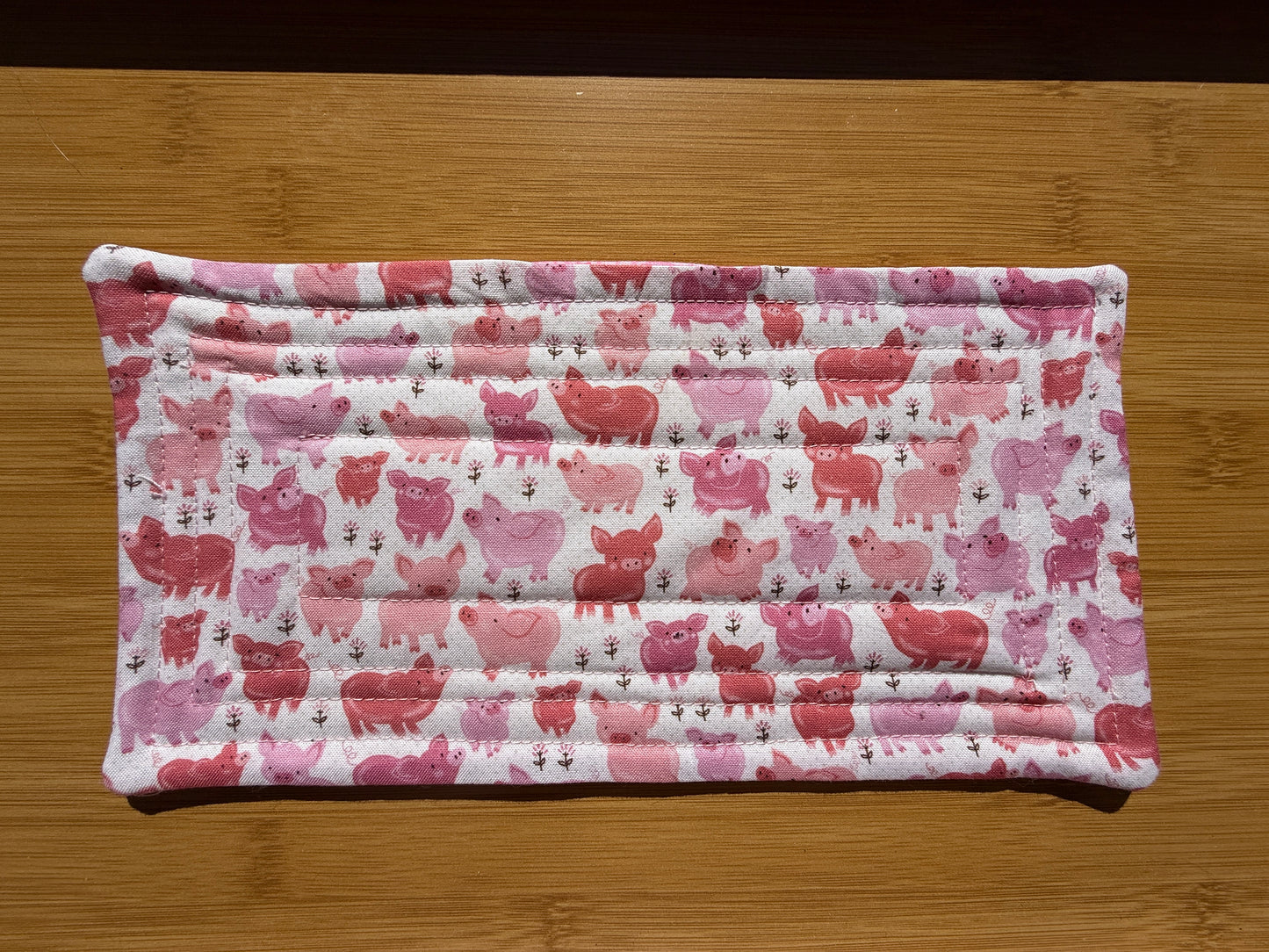 Coffee Mug Rug / Snack Mat (Pink Piggies)