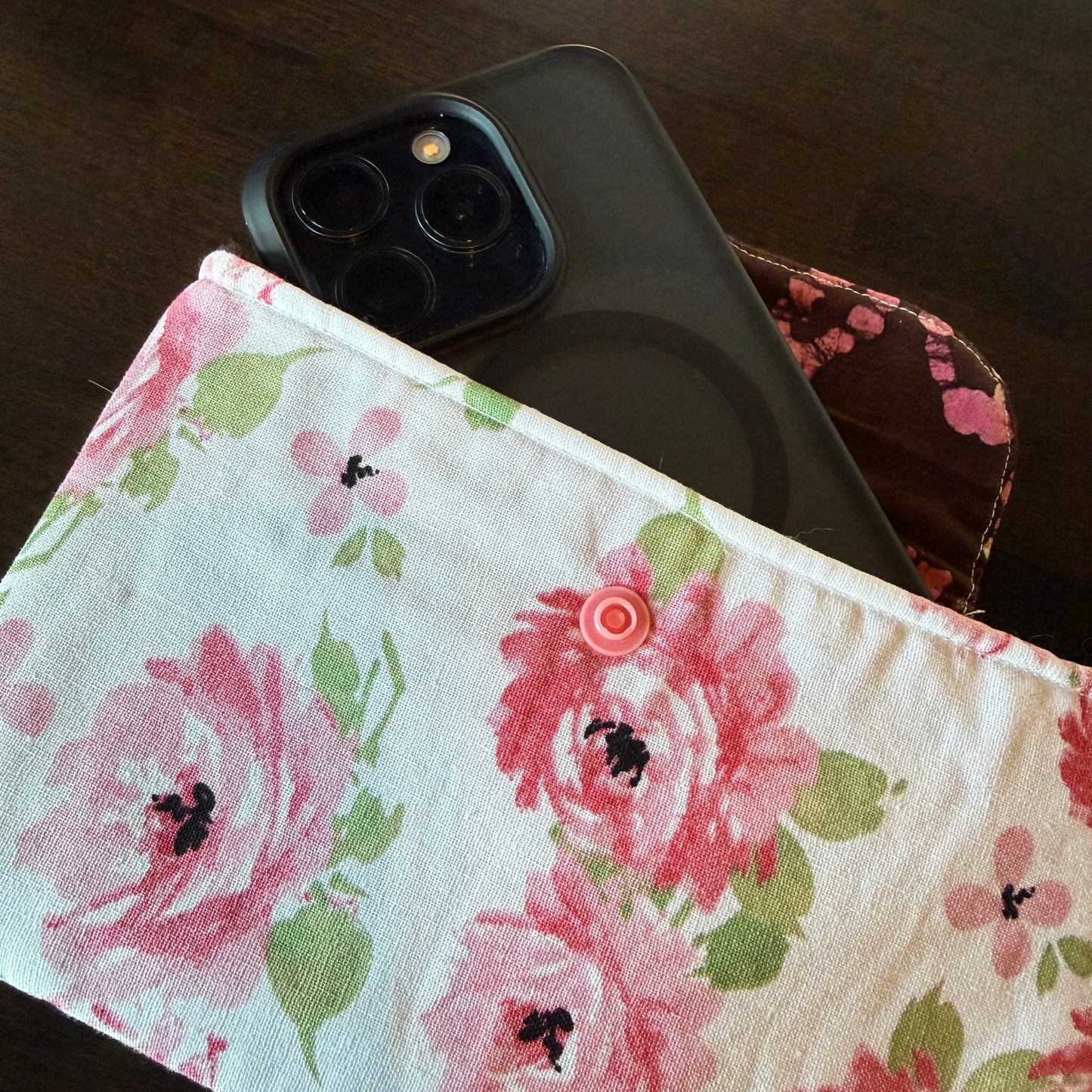 Cellphone Pouch - Pink Floral