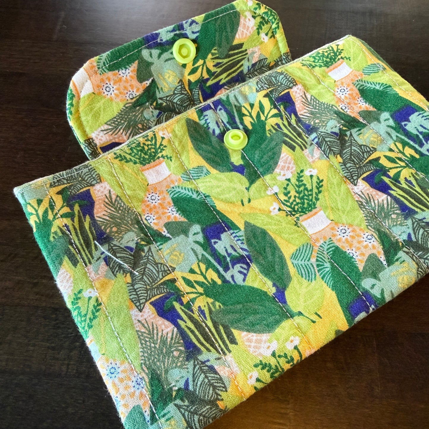 Cellphone Pouch - Plant Lover Green