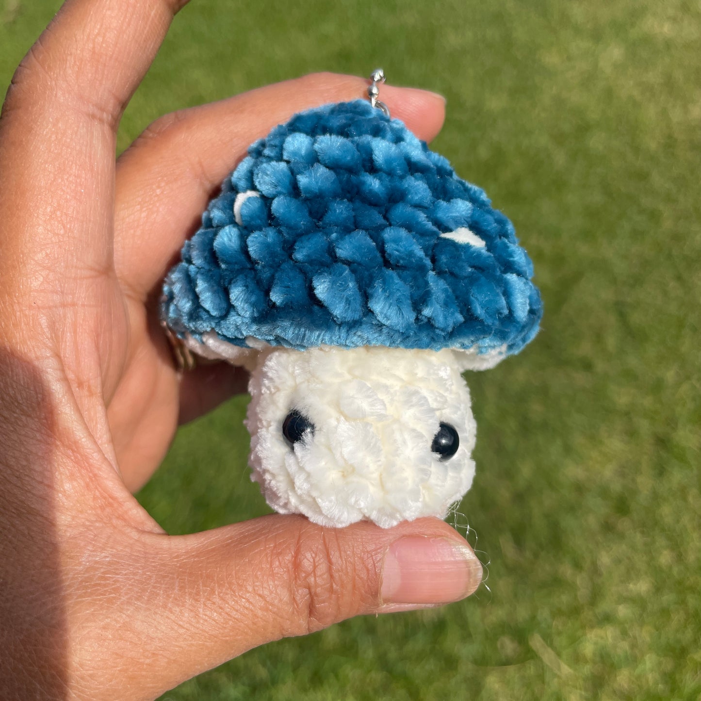 Velvety Mushroom Fidget Pop Top Keychain - Teal & White