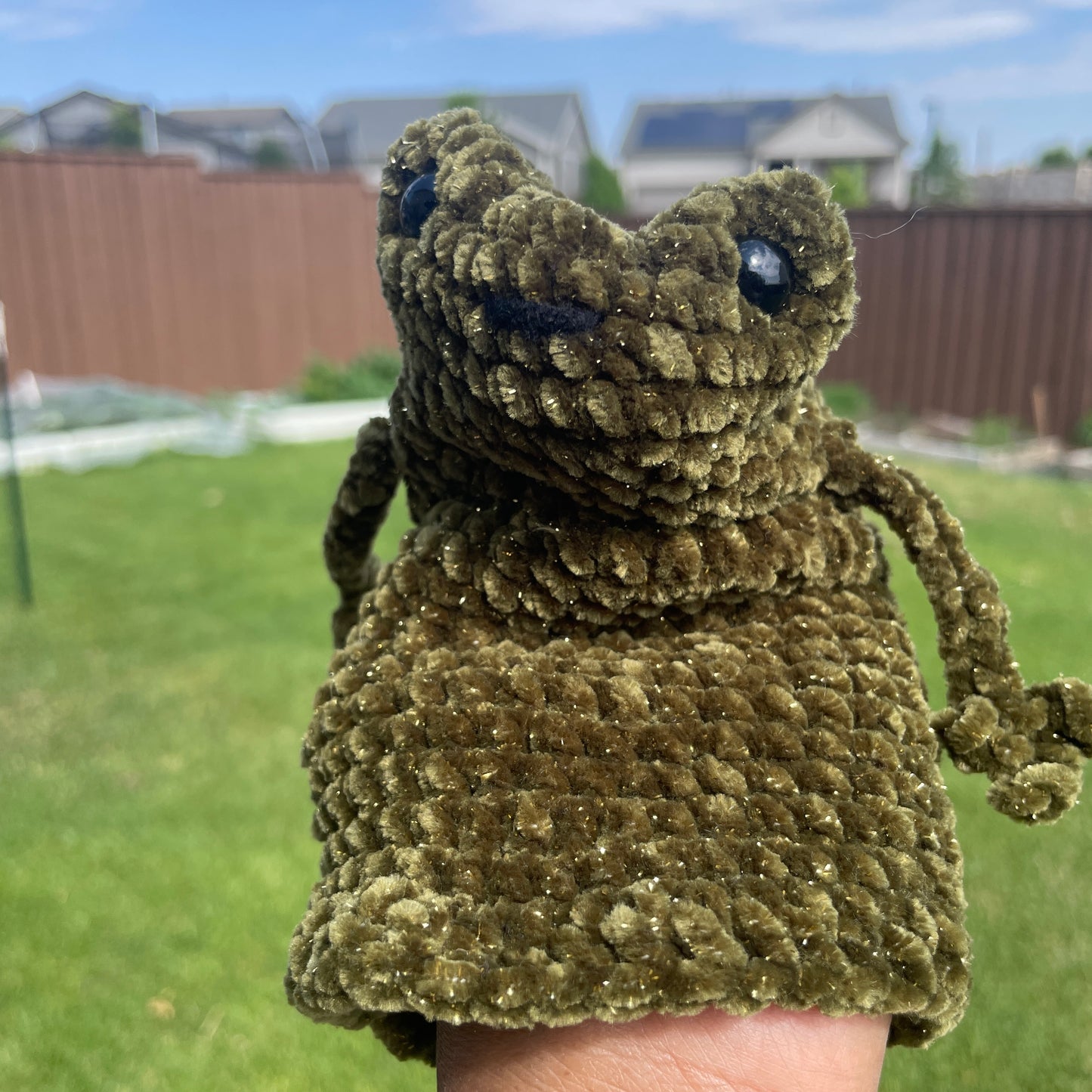 Froggy puppet
